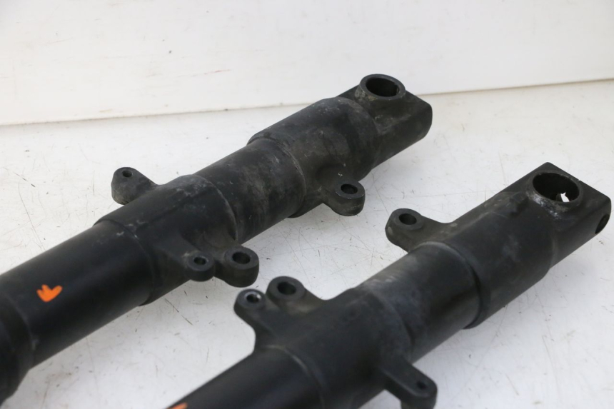 photo de FORKS LEG YAMAHA FZ6 FAZER S2 600 (2007 - 2011)