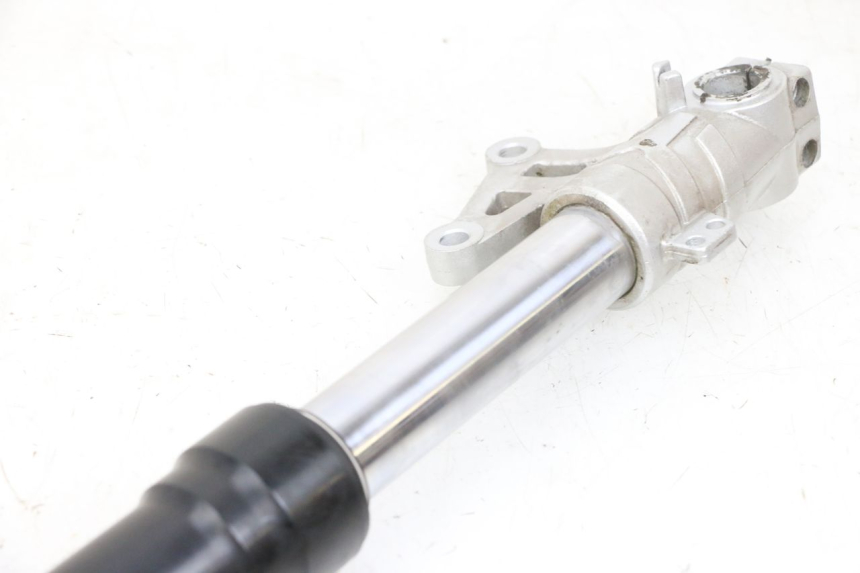 photo de LEFT FORKS LEG KSR CODE 125 (2018 - 2020) - Fixing points details