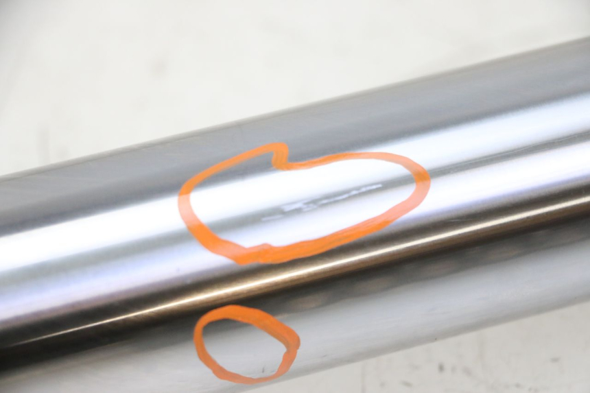 photo de LEFT FORKS LEG YAMAHA YZ 125 (1998 - 2005)