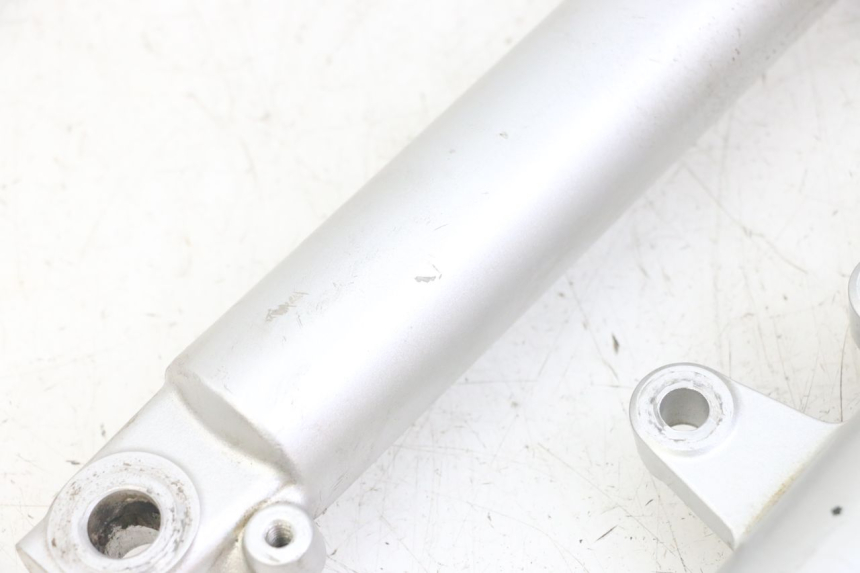 photo de FORKS LEG SUZUKI GS GSE 500 (2001 - 2003)