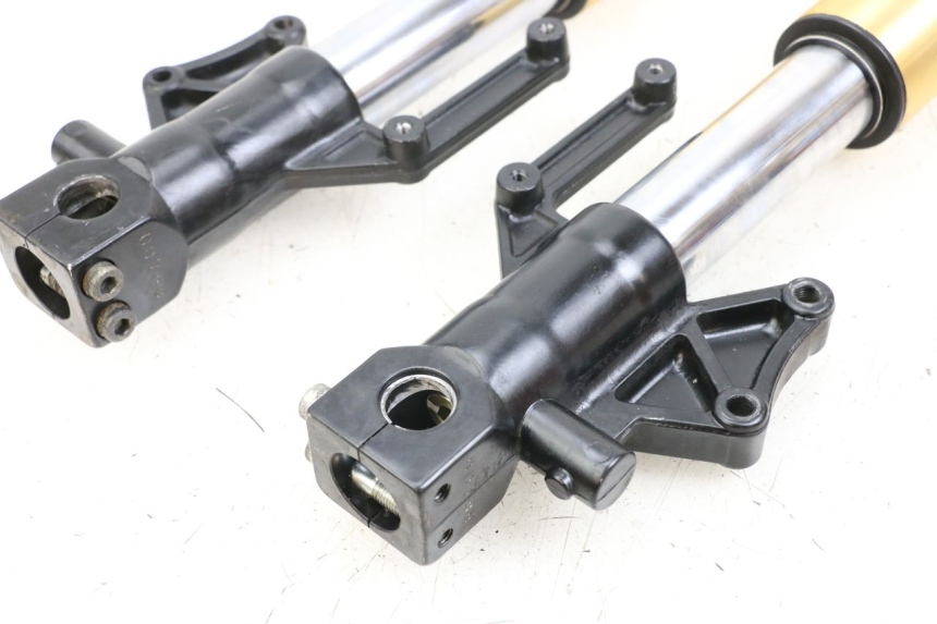 photo de FORKS LEG HYOSUNG GTR 125 (2006 - 2008)