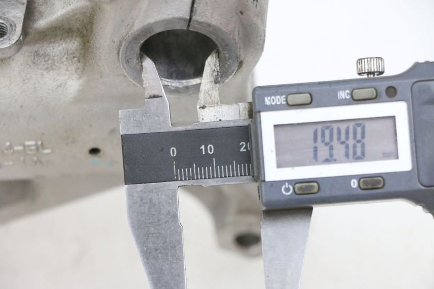 photo de FORKS LEG KAWASAKI KXF KX-F 250 (2017 - 2019) - Technical close-up