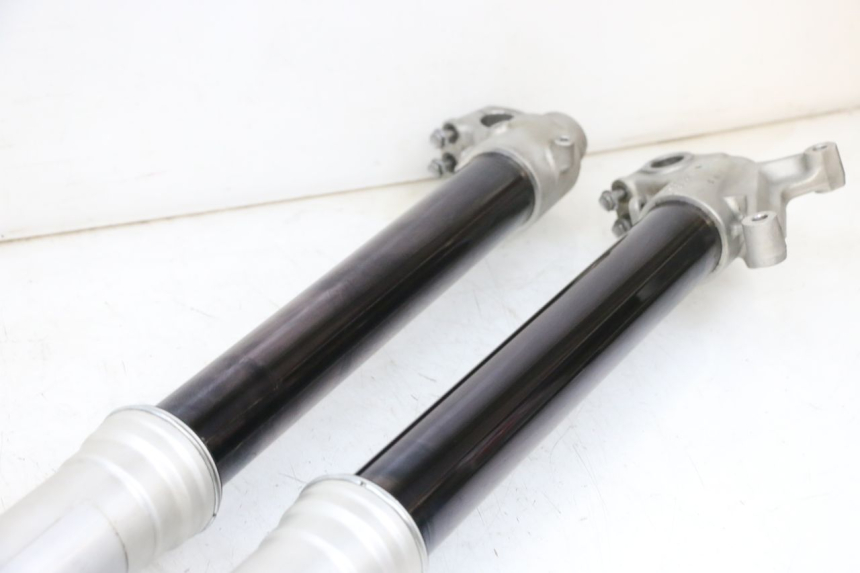 photo de FORKS LEG KAWASAKI KXF KX-F 250 (2017 - 2019) - Surface and material condition