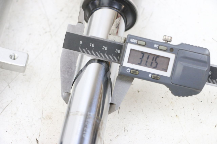 photo de FORKS LEG KYMCO LIKE 125 (2009 - 2016) - Component detail