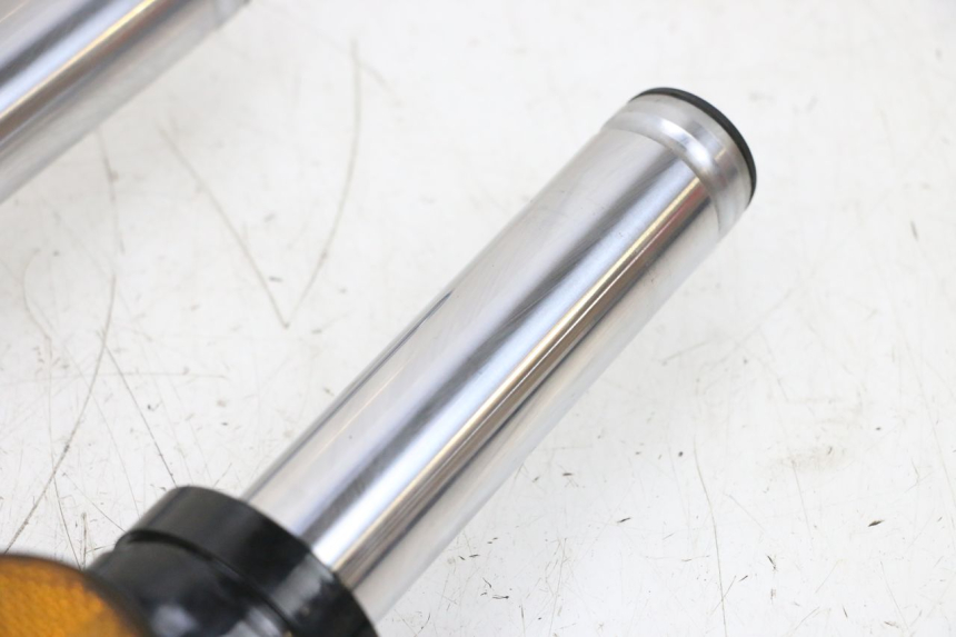 photo de FORK TUBE SYM ORBIT 2 4T 50 (2008 - 2017) - Surface and material condition