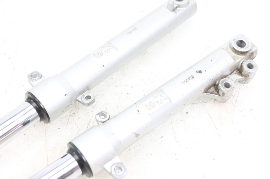 photo de FORKS LEG PEUGEOT KISBEE 2T 50 (2018 - 2022)