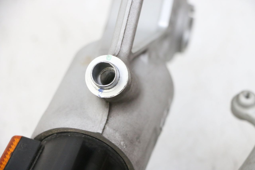 photo de FORKS LEG BMW R GS 1250 (2021 - 2024) - Zoom on usage condition