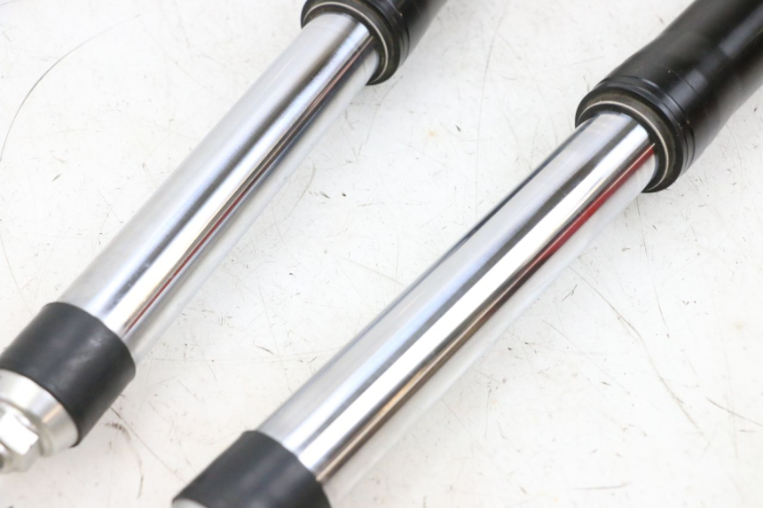 photo de FORKS LEG BMW R GS 1250 (2021 - 2024) - Surface and material condition