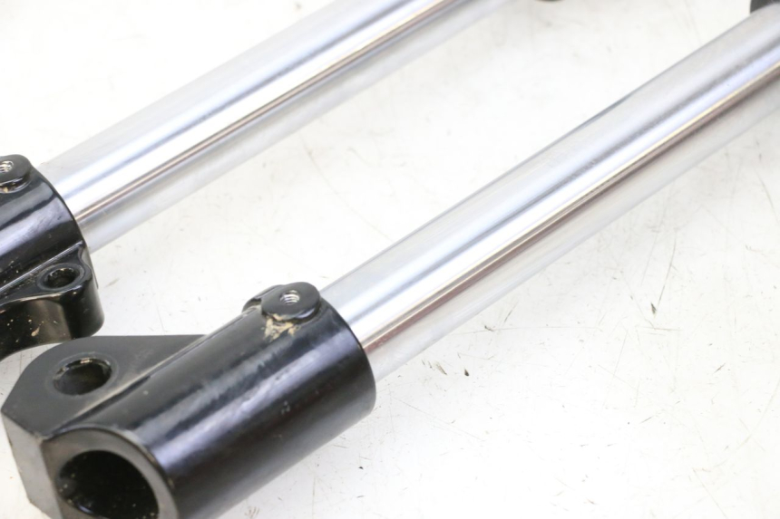 photo de FORKS LEG APOLLO RFZ 125