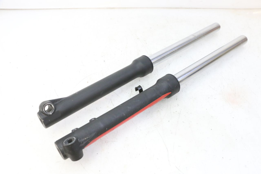 photo de FORKS LEG APOLLO RFZ 125