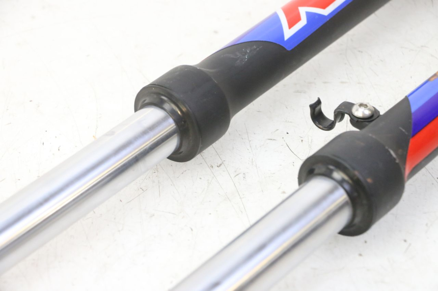 photo de FORKS LEG APOLLO RFZ 125