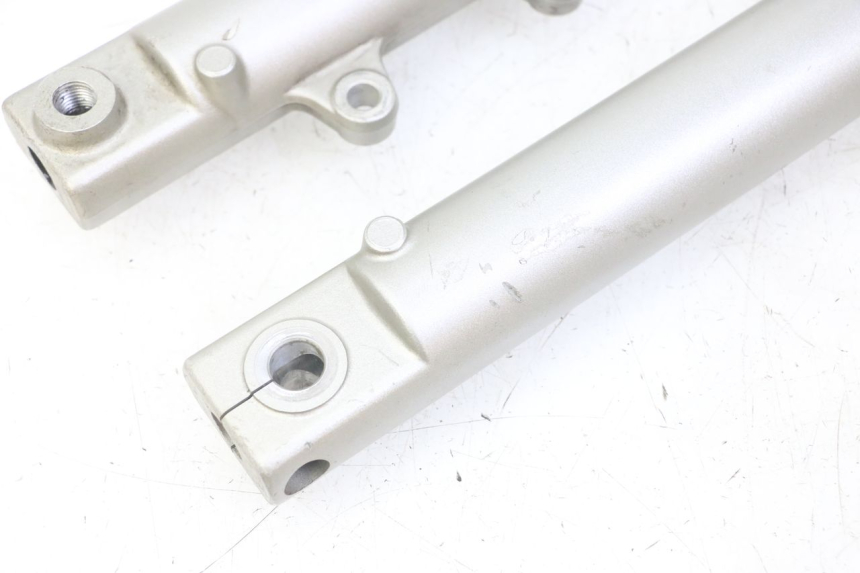 photo de FORKS LEG YAMAHA TDR DELTABOX 125 (1993 - 2003)