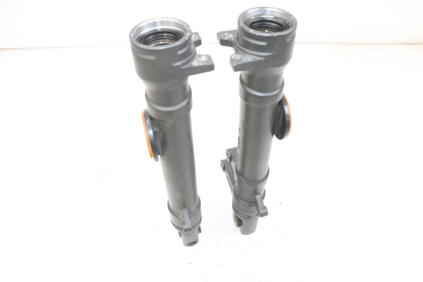 photo de FORKS LEG YAMAHA TZR 50 (2008 - 2016) - Component detail