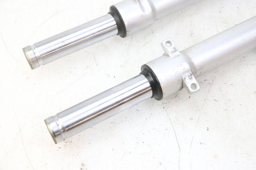 photo de FORKS LEG PEUGEOT VIVACITY NEW 4T 50 (2008 - 2017)