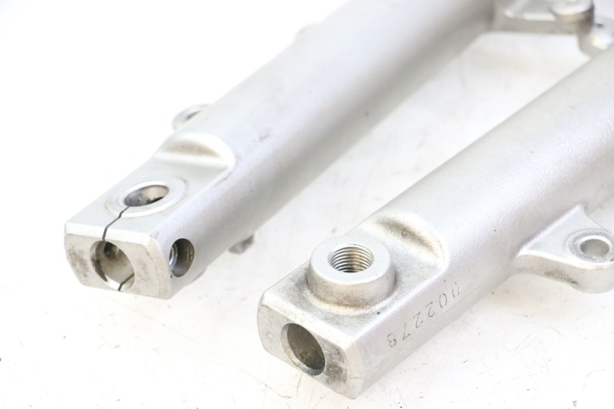 photo de FORKS LEG YAMAHA XJ6 ABS 600 (2008 - 2016)