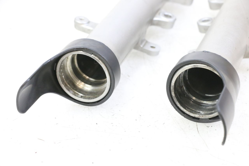 photo de FORKS LEG YAMAHA XJ6 ABS 600 (2008 - 2016)