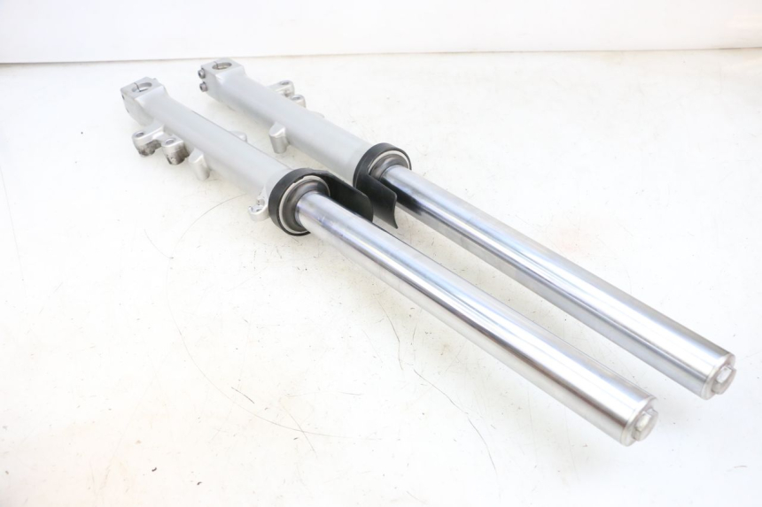 photo de FORKS LEG KAWASAKI ZR 7 750 (1999 - 2001) - Surface and material condition