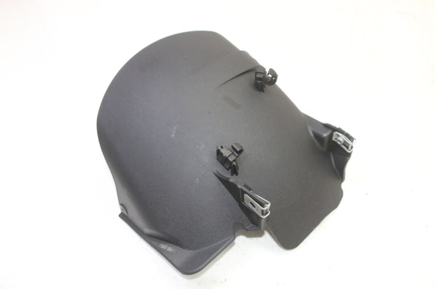 photo de REAR FENDER PIAGGIO MP3 HPE 310 (2024 - 2025)