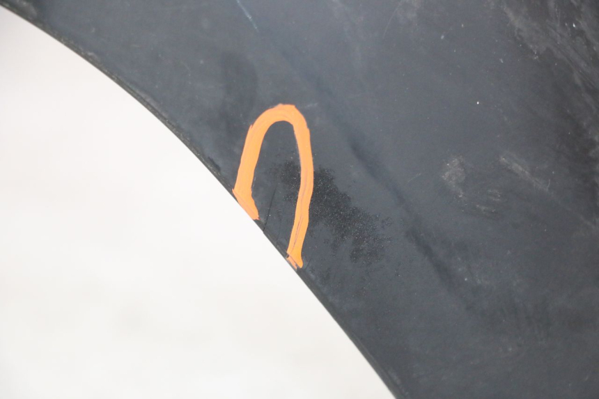 photo de FRONT FENDER SUZUKI BURGMAN 125 (2007 - 2014)