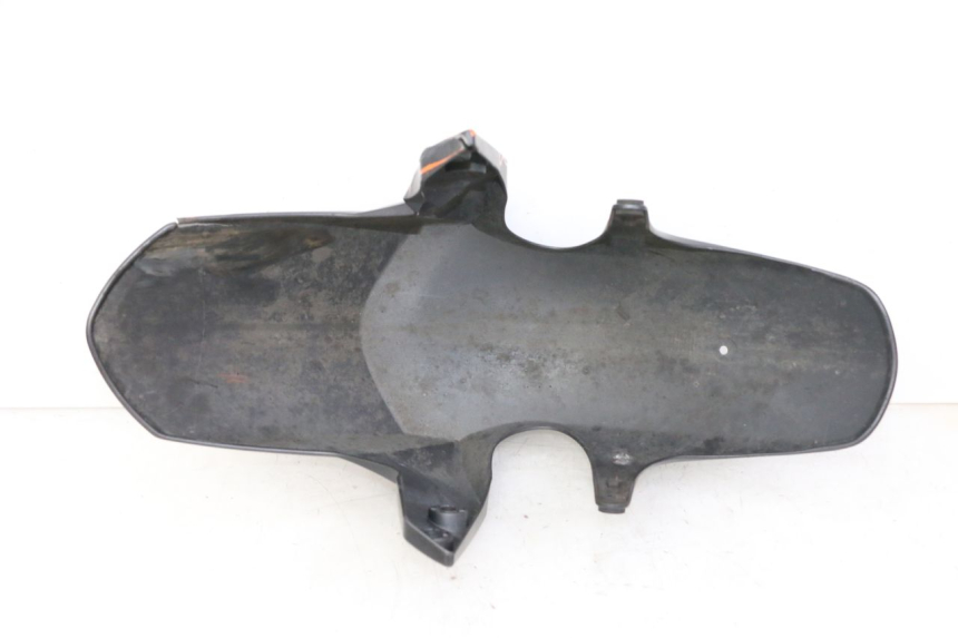 photo de FRONT FENDER SUZUKI GSR 750 (2011 - 2017)