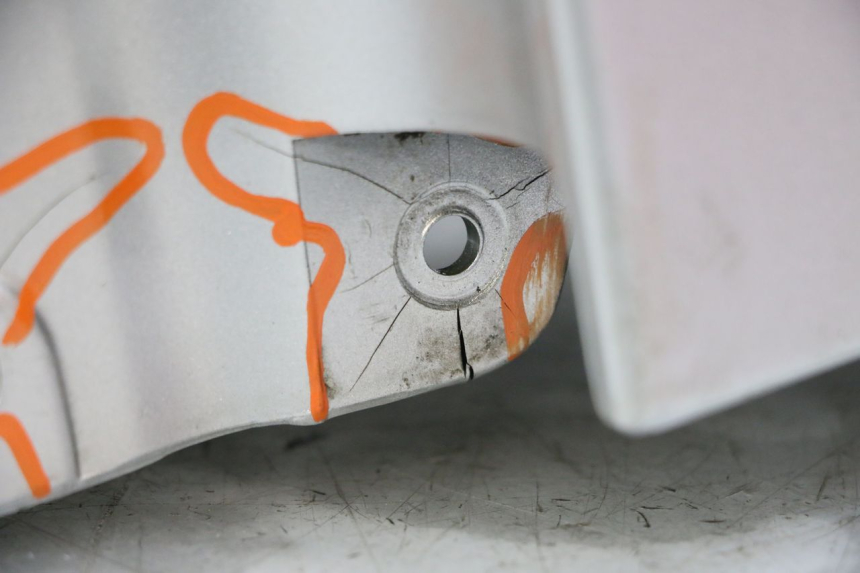 photo de FRONT FENDER KAWASAKI ZR7 ZR-7 S 750 (1999 - 2004)