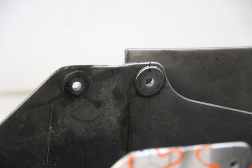 photo de FRONT FENDER KAWASAKI ZR7 ZR-7 S 750 (1999 - 2004)