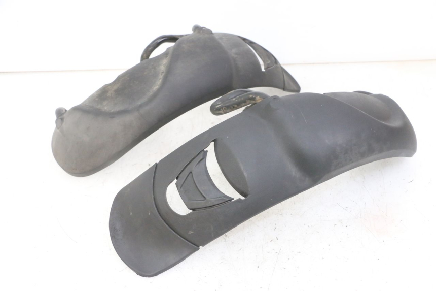 photo de FRONT FENDER PIAGGIO MP3 LT 300 (2010 - 2016)