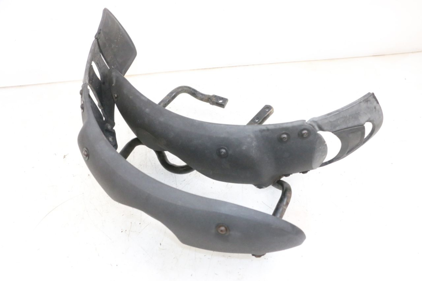 photo de FRONT FENDER PIAGGIO MP3 RL 250 (2007 - 2010) - Component detail