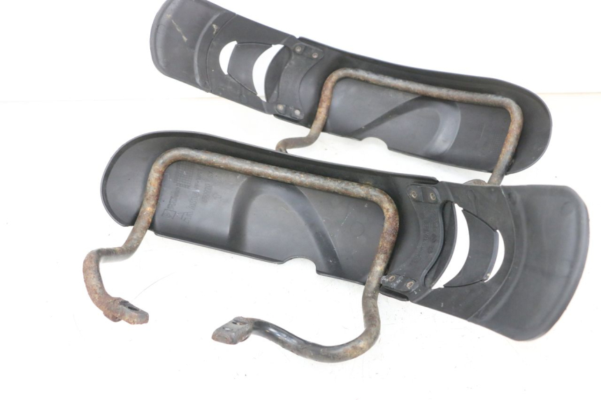 photo de FRONT FENDER PIAGGIO MP3 RL 250 (2007 - 2010) - Alternative perspective