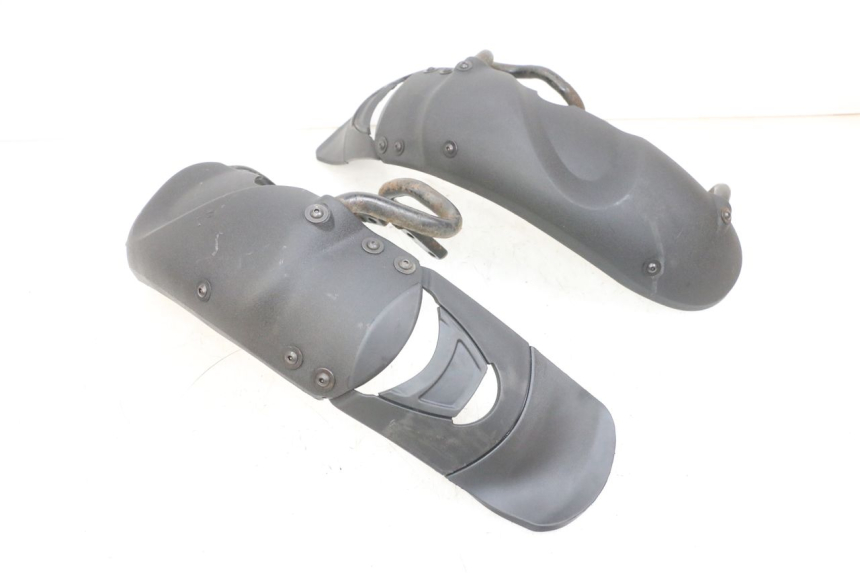 photo de FRONT FENDER PIAGGIO MP3 RL 250 (2007 - 2010) - Markings and original references