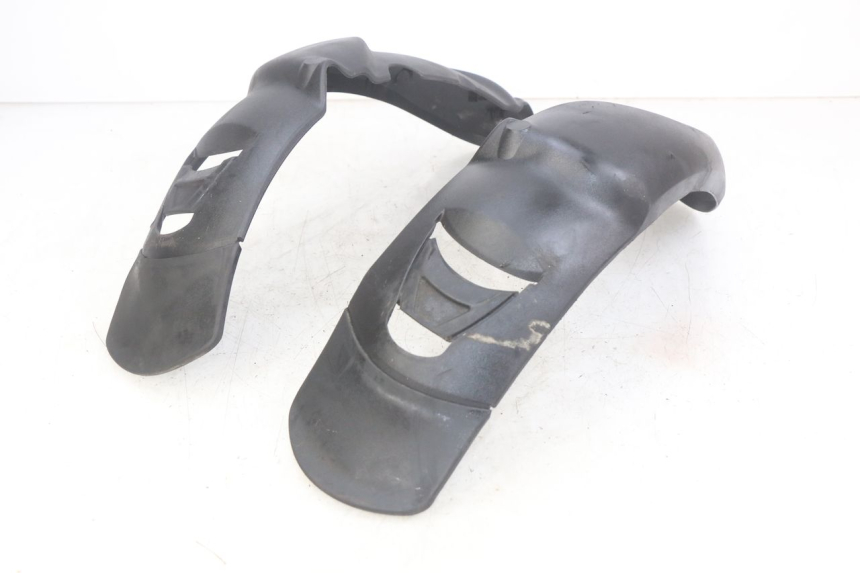 photo de FRONT FENDER PIAGGIO MP3 LT 400 (2007 - 2012)