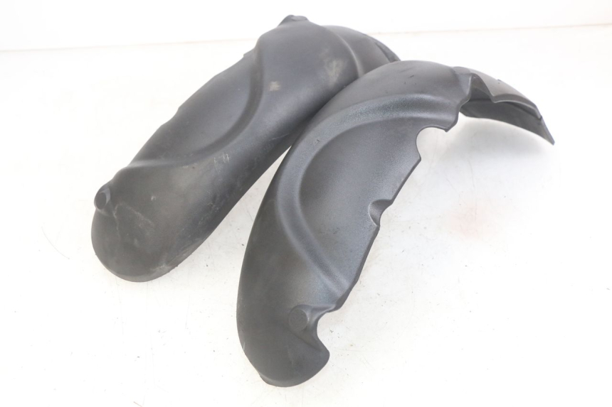 photo de FRONT FENDER PIAGGIO MP3 LT 400 (2007 - 2012)