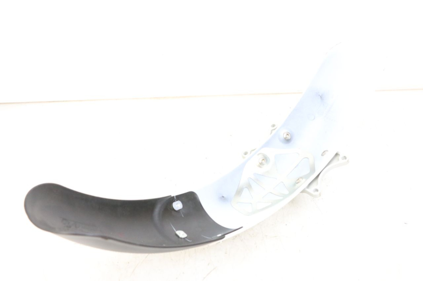 photo de FRONT FENDER ROYAL ENFIELD CONTINENTAL GT 650 (2019 - 2024)