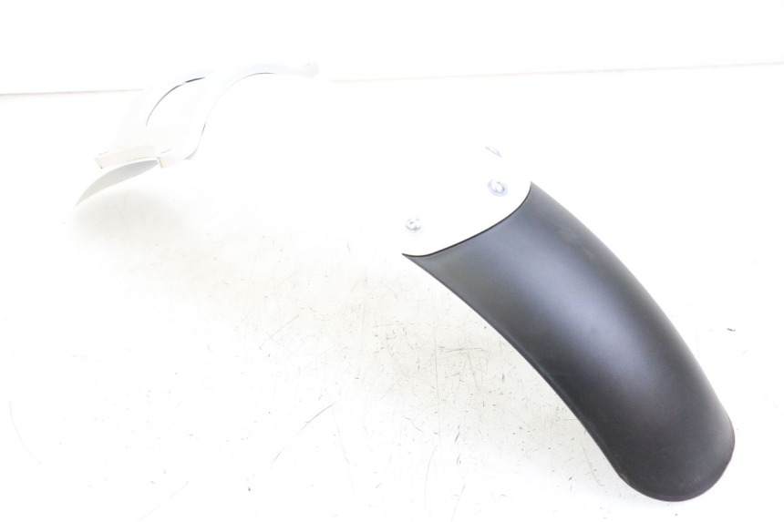 photo de FRONT FENDER ROYAL ENFIELD CONTINENTAL GT 650 (2019 - 2024)