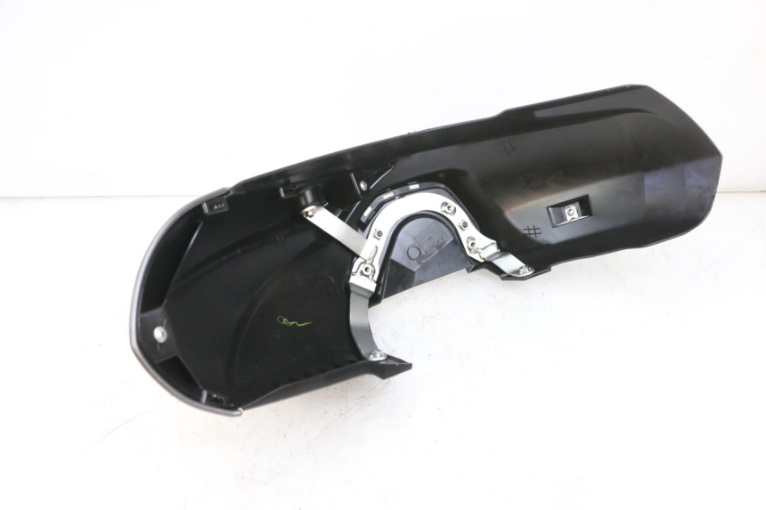 photo de FRONT FENDER YAMAHA TRICITY 300 (2020 - 2024) - Fixing points details