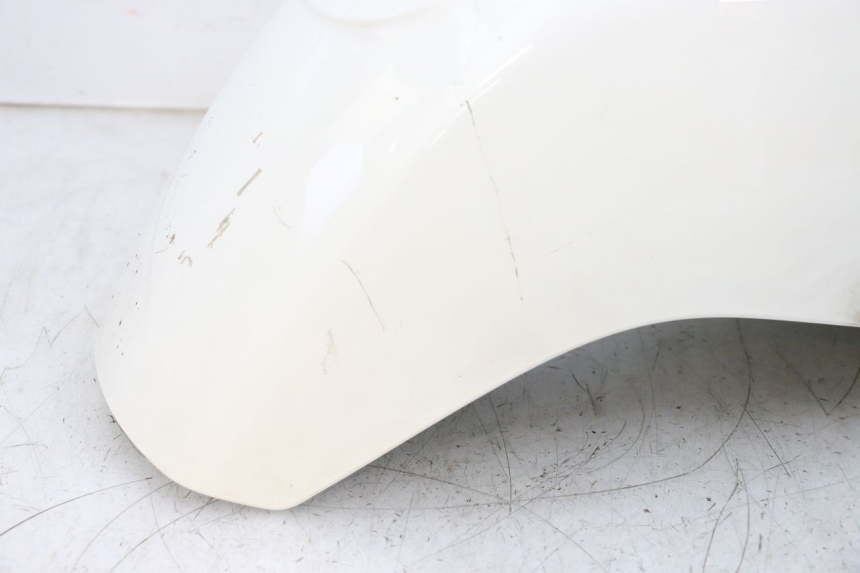 photo de FRONT FENDER PIAGGIO VESPA GTS SUPER IE 125 (2009 - 2016) - Additional view of the item