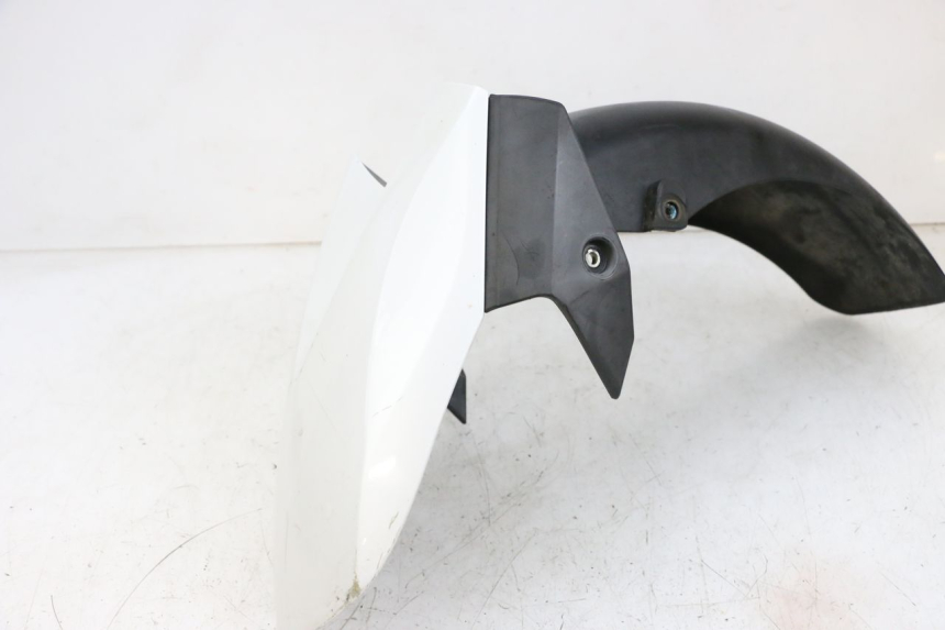 photo de FRONT FENDER YAMAHA X-MAX XMAX 125 (2010 - 2013) - Distinctive features