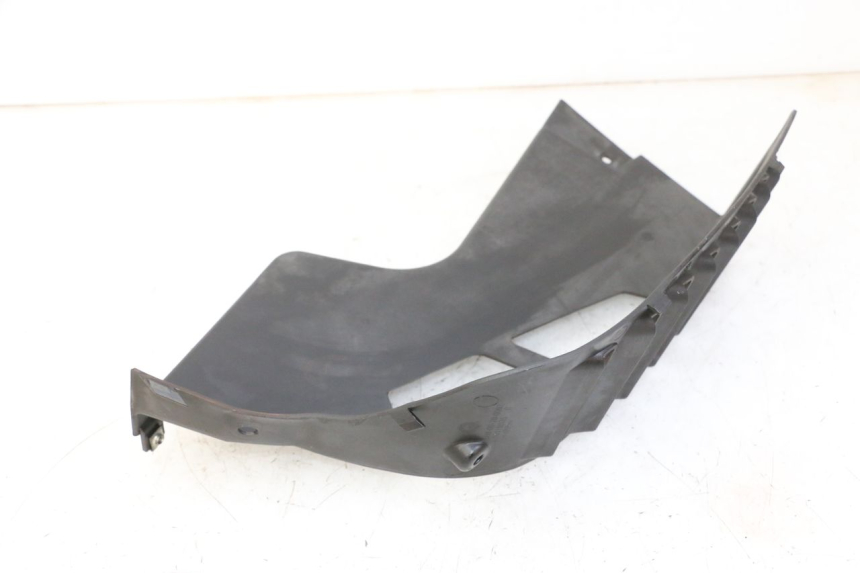 photo de RIGHT RADIATOR COVER QUADRO 4 4D 350 (2015 - 2018)