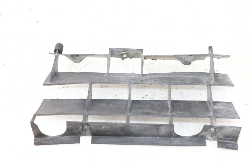 photo de RADIATOR COVER APRILIA ETX 125 (1998 - 2002)