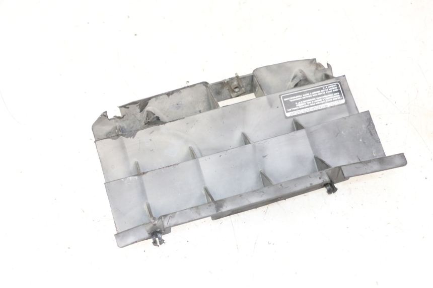 photo de RADIATOR COVER APRILIA ETX 125 (1998 - 2002)
