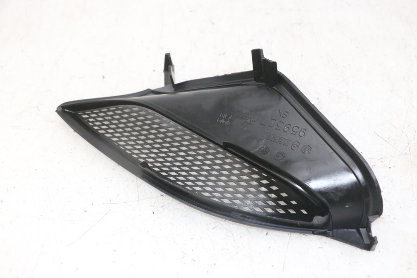 photo de LEFT RADIATOR COVER PIAGGIO NRG POWER PUREJET 50 (2018 - 2021)