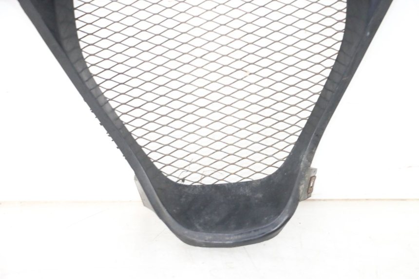 photo de RADIATOR COVER SUZUKI GSXR GSX-R 1000 (2003 - 2004) - Fixing points details