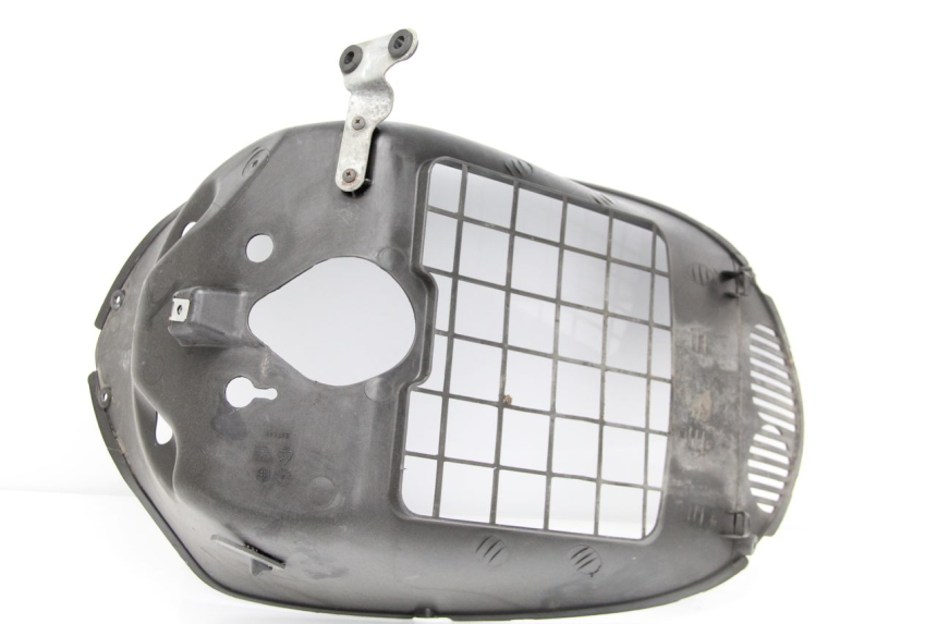 photo de RADIATOR COVER GILERA NEXUS 125 (2009 - 2013)