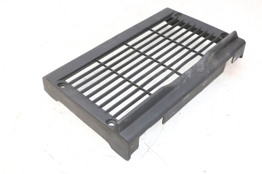 photo de RADIATOR COVER HONDA NSR R 125 (1994 - 2003) - Fixing points details