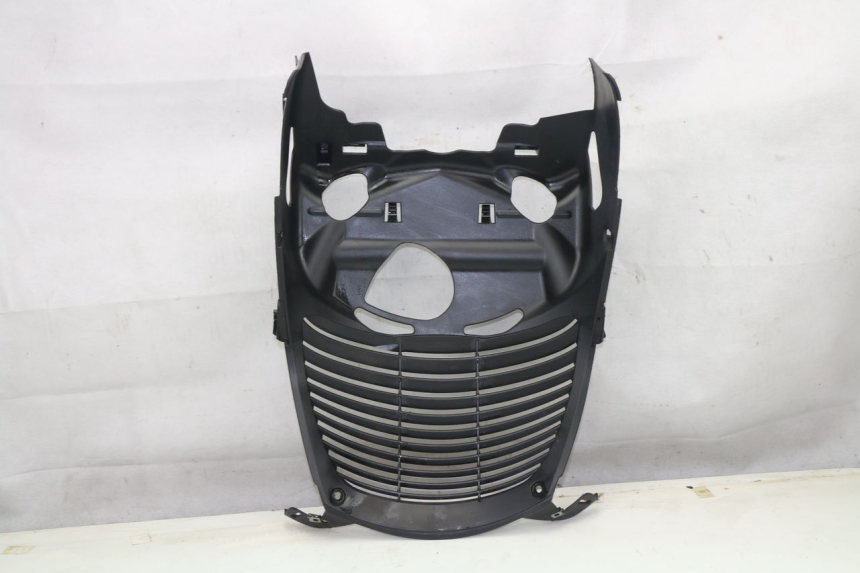 photo de RADIATOR COVER YAMAHA X-MAX ABS 125 (2010 - 2014)