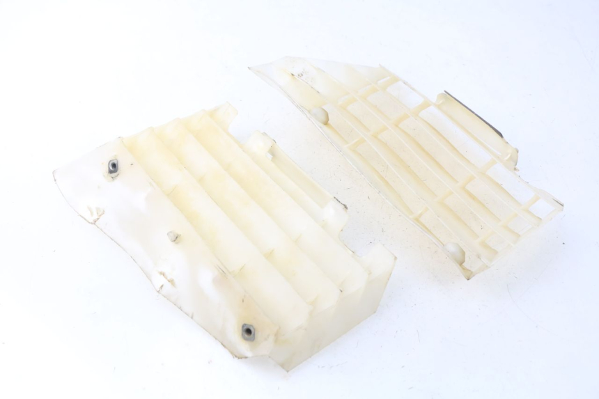 photo de RADIATOR COVER YAMAHA YZ-F YZF 250 (2014 - 2018) - Zoom on usage condition