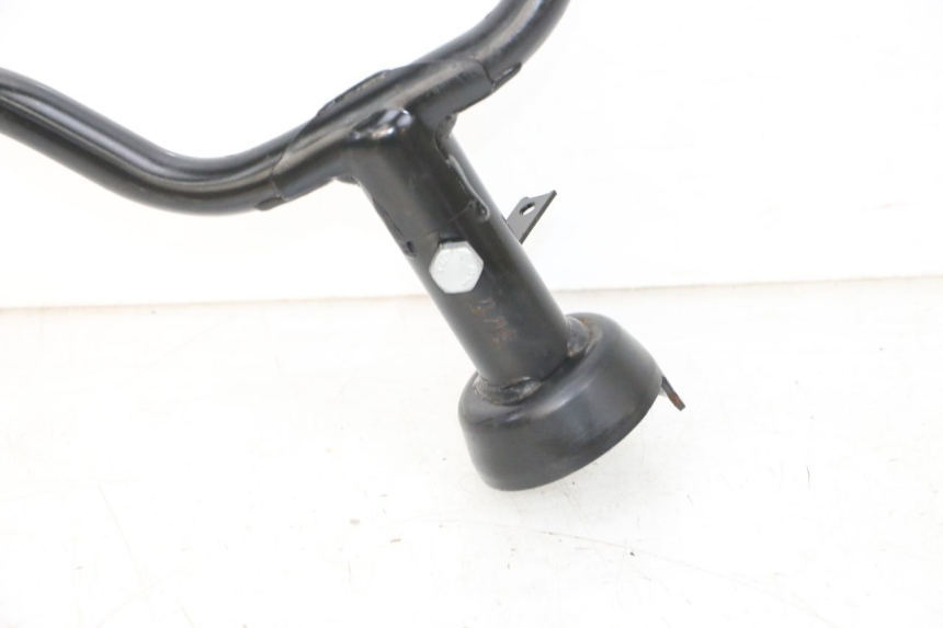 photo de HANDLEBAR PEUGEOT SATELIS 125 (2013 - 2018) - Fixing points details