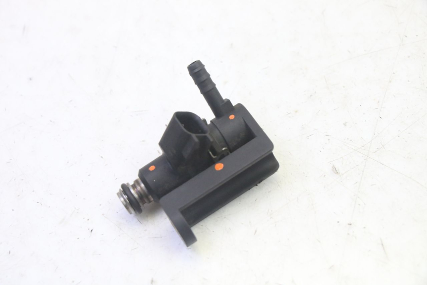 photo de FUEL INJECTOR QUADRO 4 4D 350 (2015 - 2018)