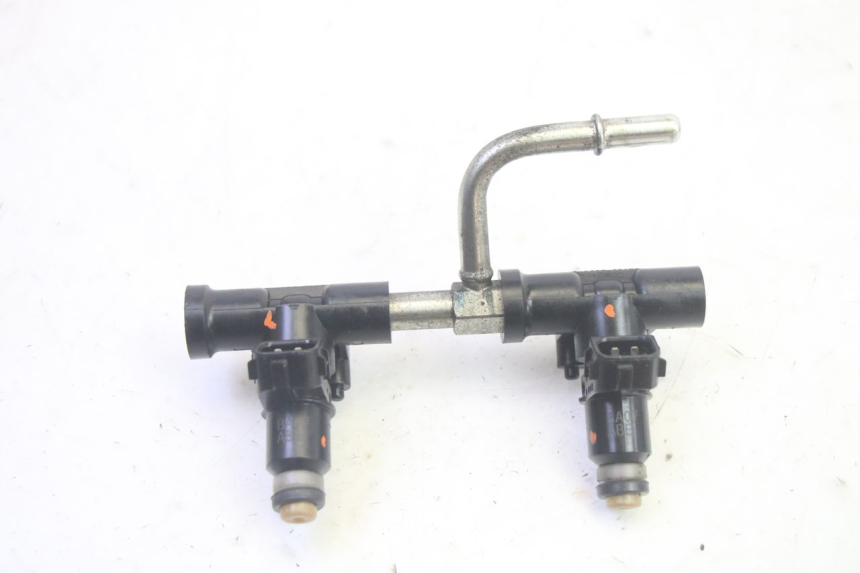 photo de FUEL INJECTOR SUZUKI BURGMAN EXECUTIVE ABS 650 (2006 - 2012) - Alternative perspective