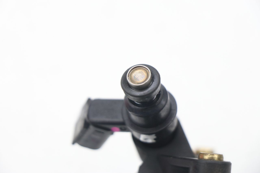 photo de FUEL INJECTOR HONDA CBF 125 (2009 - 2015)